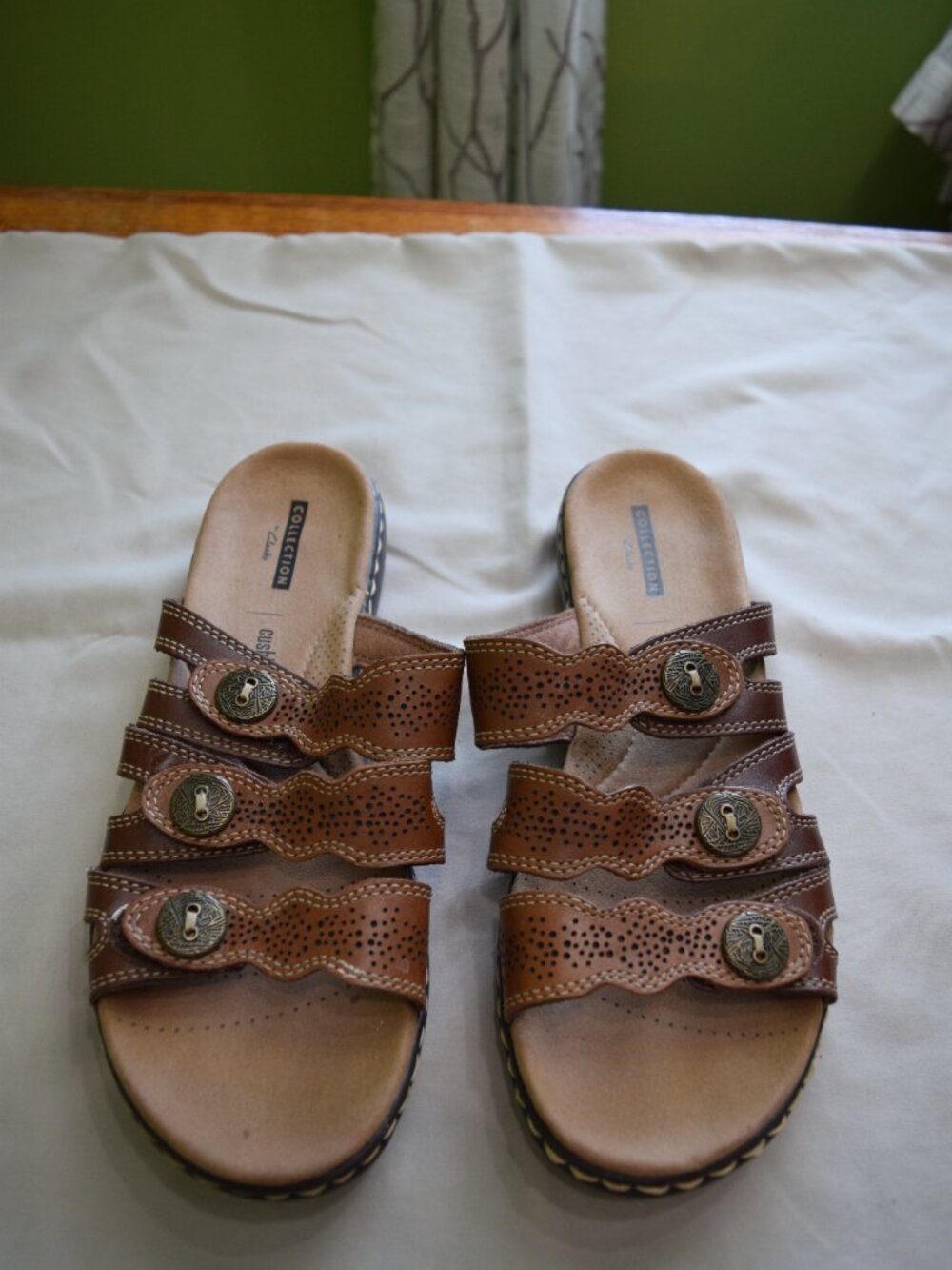 Clarks Brown Strappy Sandals Emily Adelle Bohemian Coastal Grandma Indie Sz 8.5